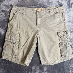 Lee Men's Cargo Short Size 40 8 Pocket Pastel Grey Casual Outdoors Utility